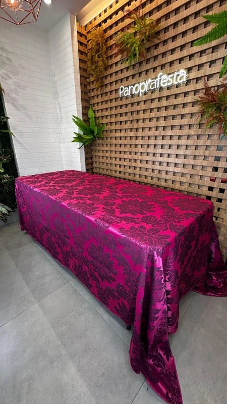 Toalha buffet Retangular de Jackard Rosa Pink medindo 2m x 3m
