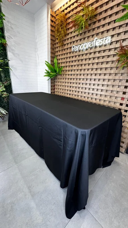 Toalha buffet Retangular de Oxford Preto medindo 2m x 3m