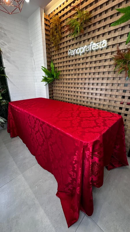 Toalha buffet Retangular de Jackard Vermelho medindo 2m x 3m