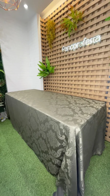 Toalha buffet Retangular de Jackard verde musgo medindo 2m x 3m